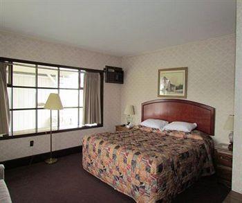 Cherry Lane Motor Inn Amish Country Ronks Exteriör bild