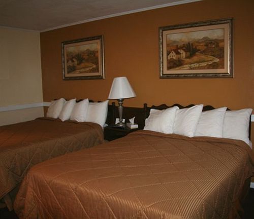 Cherry Lane Motor Inn Amish Country Ronks Exteriör bild